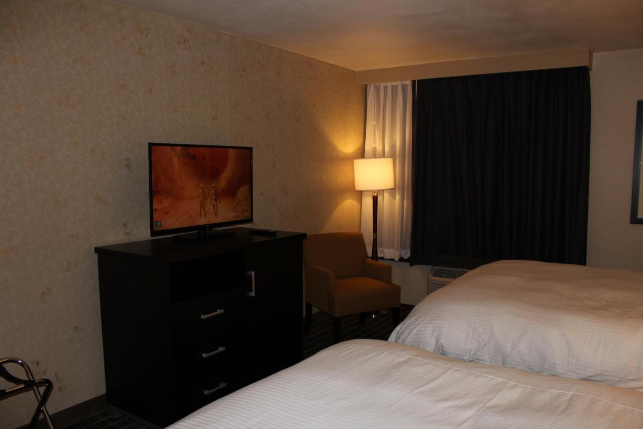 Alhambra Hotel Екстериор снимка